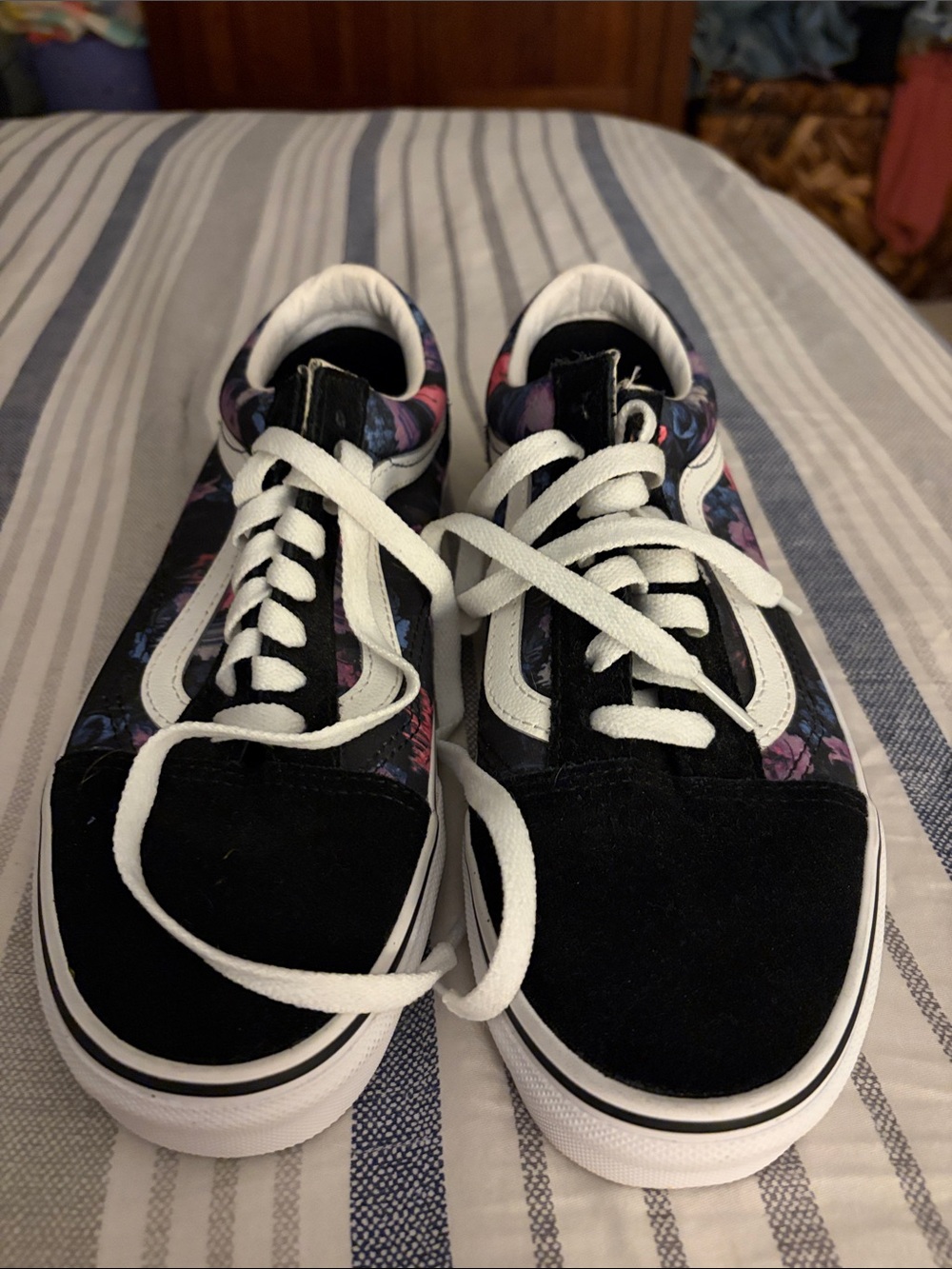 Vans Women's Black Floral Low-Top Sneakers with White Stripe